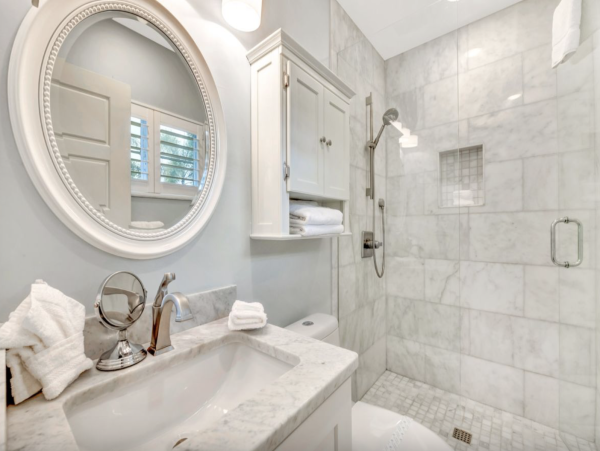 Lido Key Vacation House with Pool Near St. Armands Circle